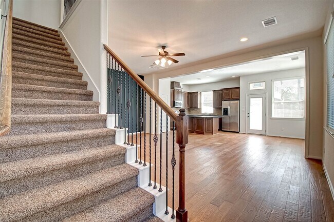 20 Cheswood Manor Court