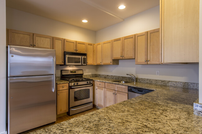 Photo - 108 2nd St Apartments Unit 2 BED 2.5 BATH