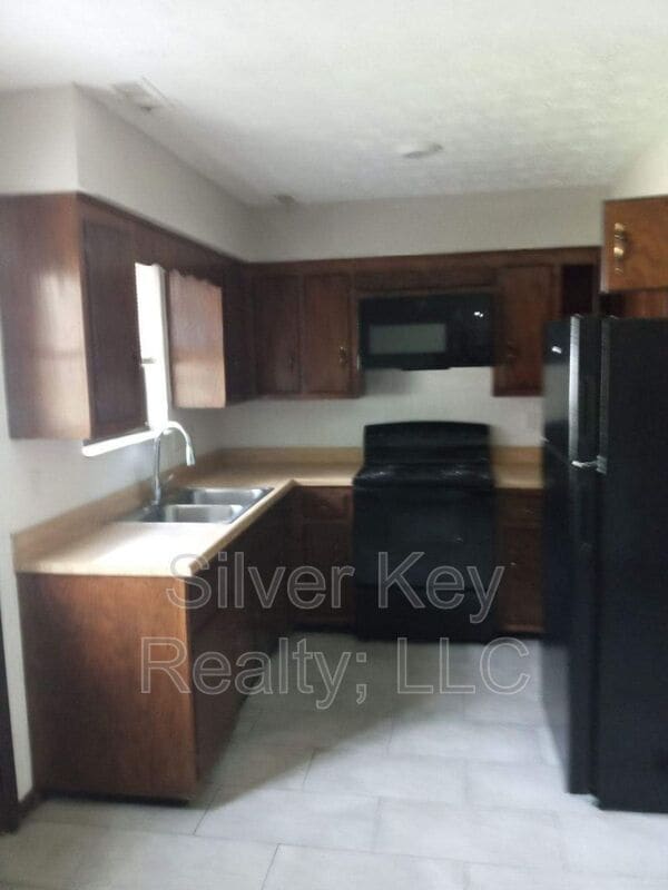 Photo - 408-410 Oklahoma St
