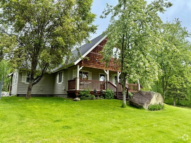 Building Photo - JUST OUTSIDE OF SOLDOTNA! Rental