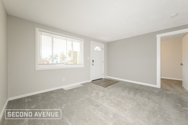 Photo - 127 Stowe Dr