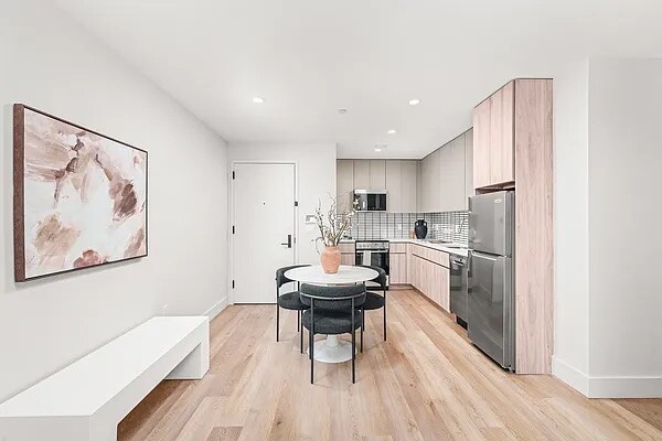 Photo - 91 Bruckner Blvd Unit 4A