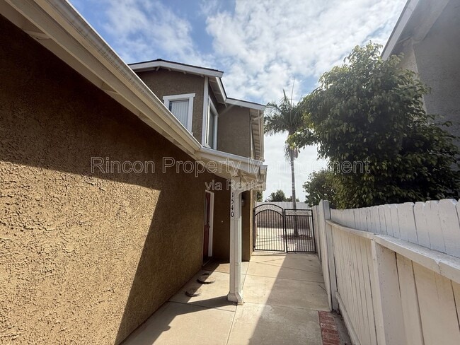 Photo - 1540 Pyramid Ave