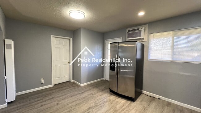 Photo - Carmichael 2bd/1ba Duplex near Manzanita & Auburn Blvd