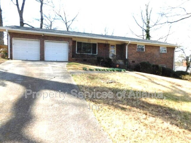 Building Photo - 2407 Summerland Dr