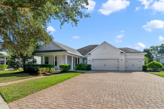 Building Photo - 11701 Verrazano Dr