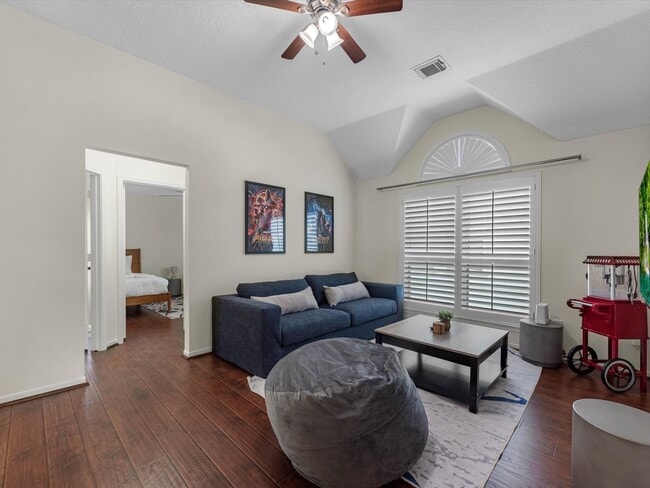 Photo - 14003 Stardust Ln