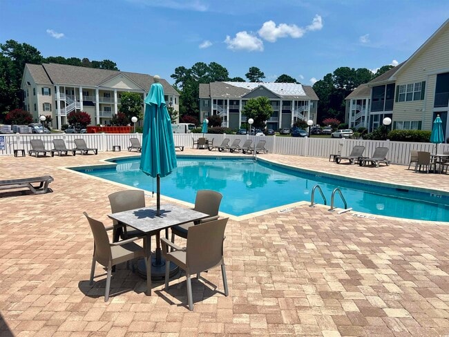 Photo - 5834 Longwood Dr