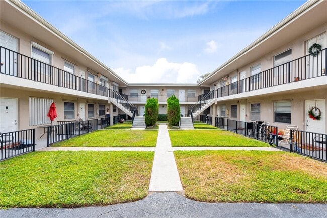 Building Photo - 1230 Old Boynton Rd Unit 214 Rental