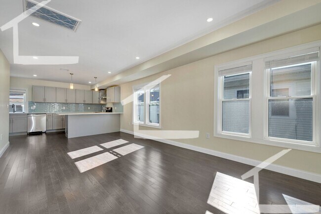 Building Photo - 53 Wright Ave