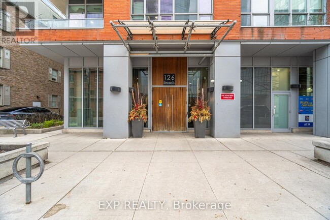 Photo - 126 Simcoe St Unit 1907