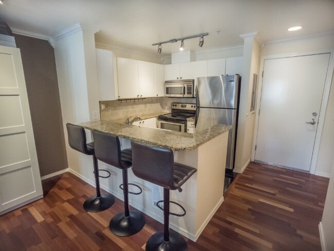 Photo - 323 Queen Anne Ave N Unit 409