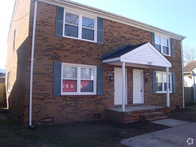 Building Photo - 1327 37th St Unit A Rental
