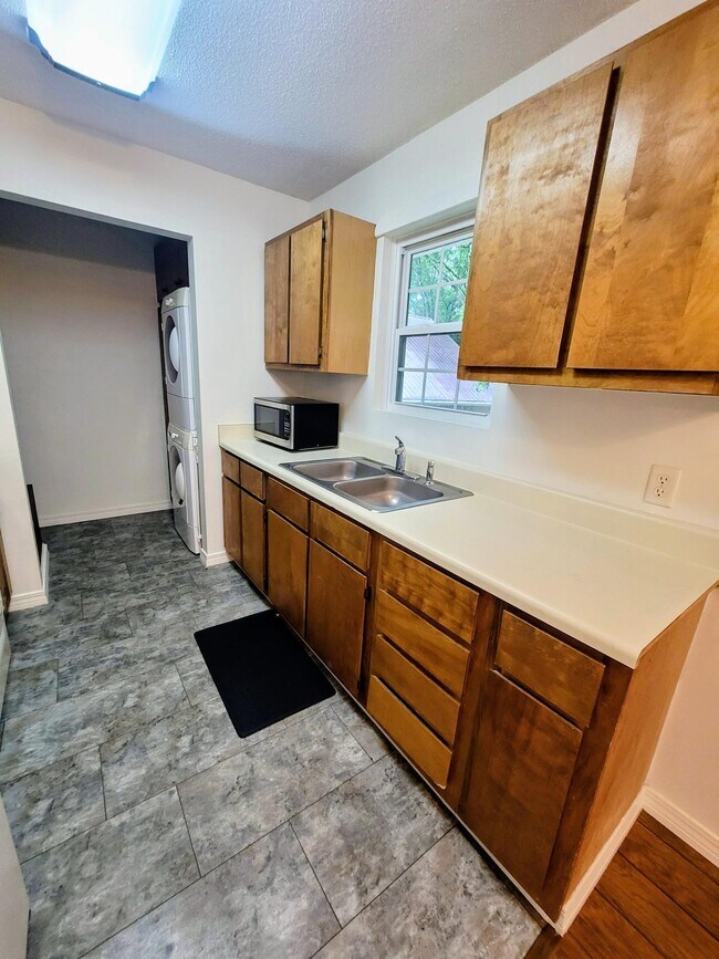 Photo - 3088 Log Cabin Ln