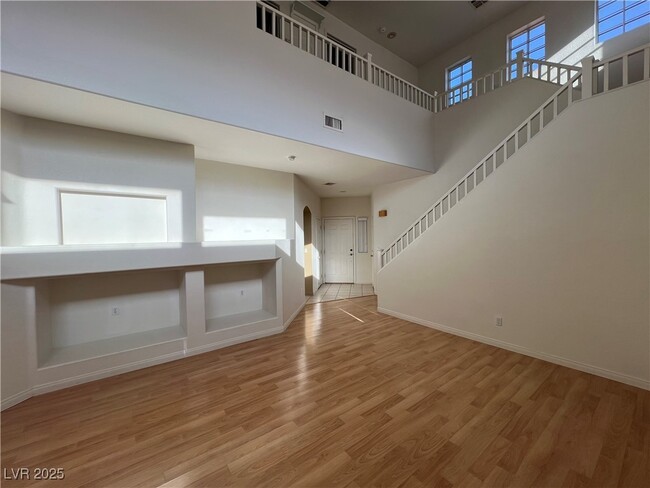 Photo - 2697 Hillgrass Rd
