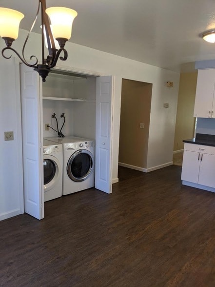Photo - 1041 Grebe St