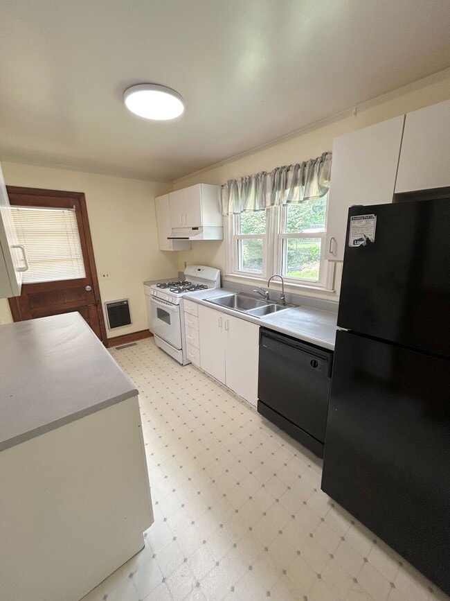 Photo - Beautiful Home Located in Blacksburg