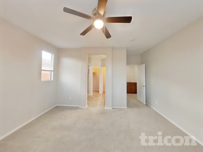 Photo - 21368 E North Loop