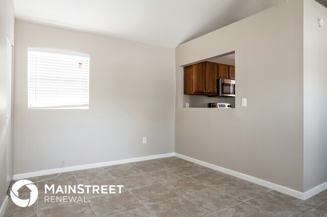 Photo - 948 Market St