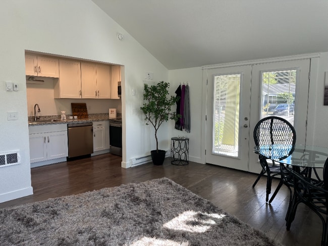 Photo - 4502 15th Ave SE