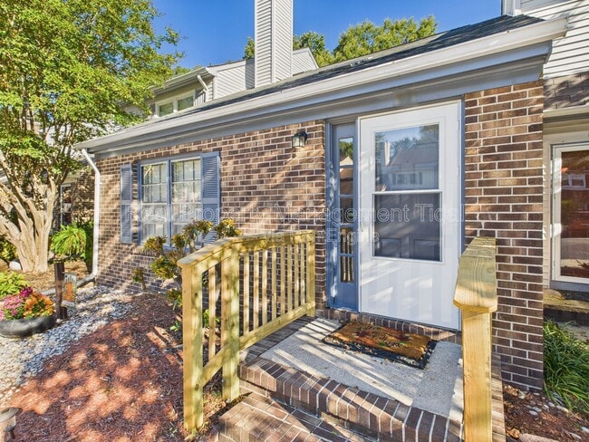 Photo - 121 Tidal Dr