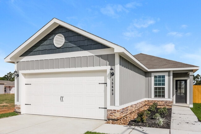 Building Photo - 15663 Plum Brk Dr