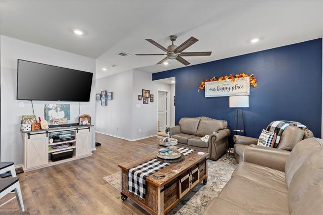 511 Pine Hollow Way