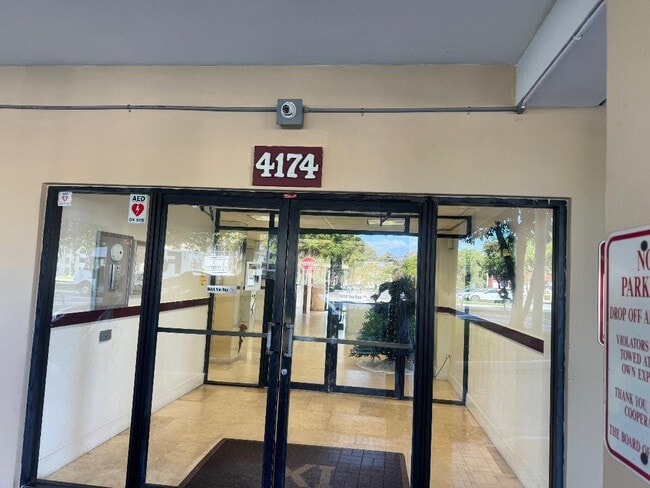 Photo - 4174 Inverrary Dr Unit 304