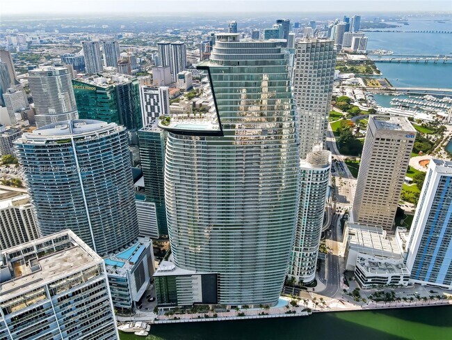 Photo - 300 Biscayne Blvd Way Unidad 1106E