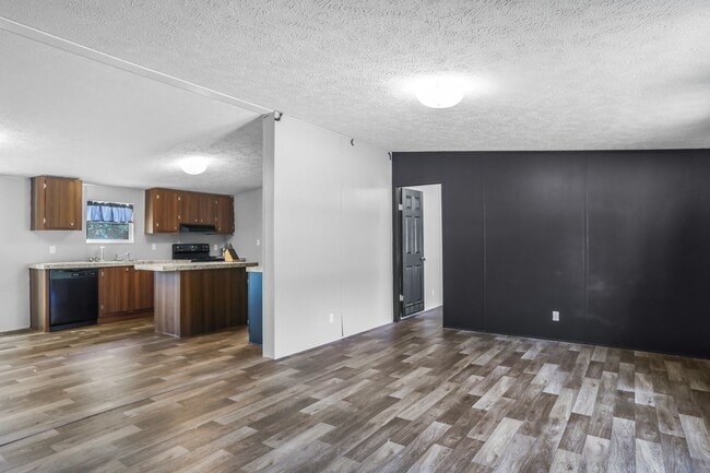 Photo - 3bd2ba Mobile Home for Rent!