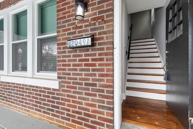 Photo - 2049 Alfred Ave