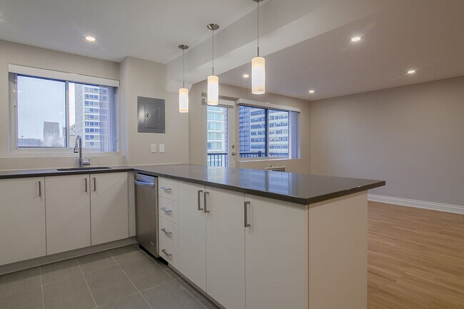 Photo - 3421 Rue Drummond Unit 98