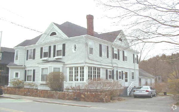 Photo - 28 School St