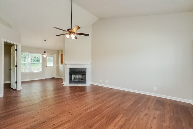 Photo - 1059 Cedar Creek Village Rd