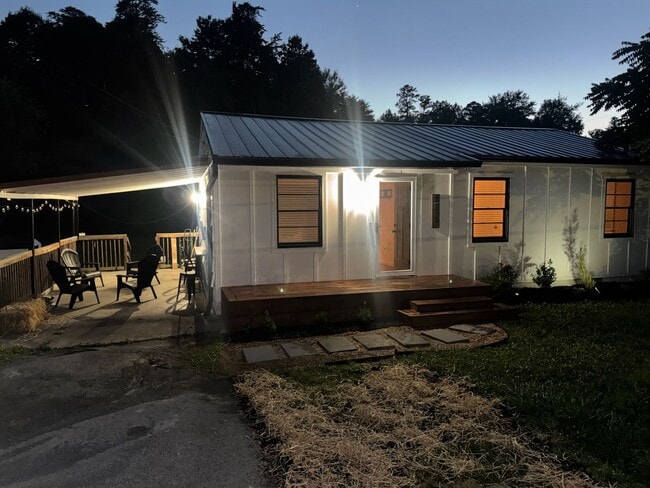Photo - 8027 Pelleaux Rd