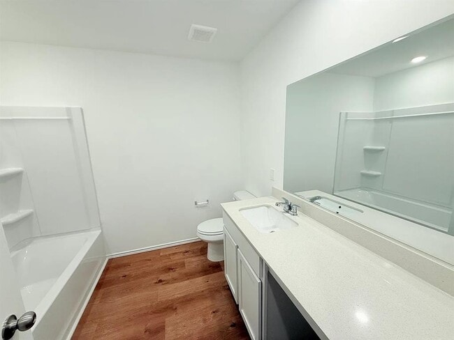 Photo - 1840 Black Poplar Wy