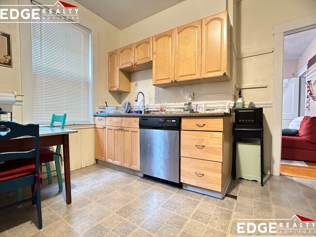 Photo - 38 Fordham Rd Unit 2