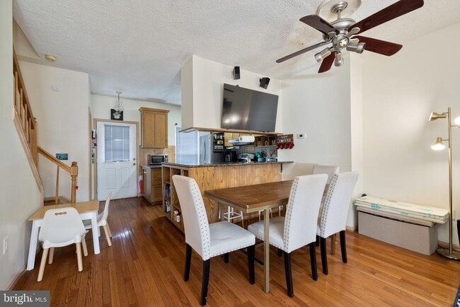 Photo - 7248 Stover Dr