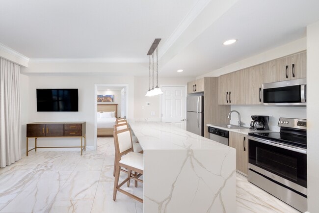 Building Photo - Palace by Westgate