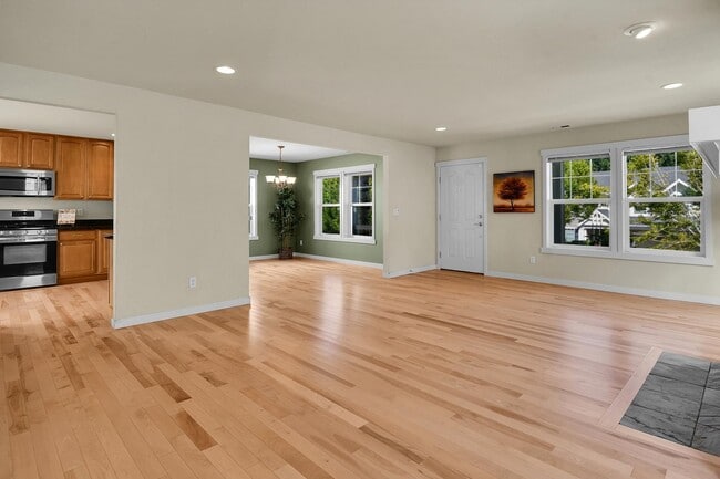 Photo - 7813 Melrose Ln SE