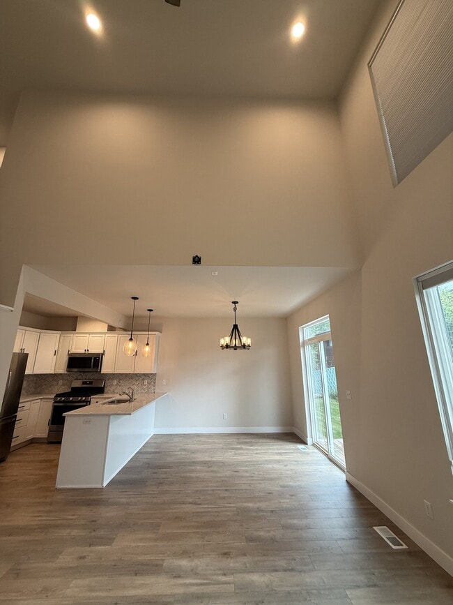 5526 Big Bear Wy