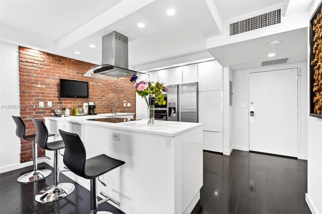 Photo - 500 Three Islands Boulevard Unit 201
