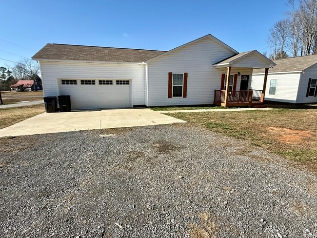 Photo - 144 Gerald Bryant Rd