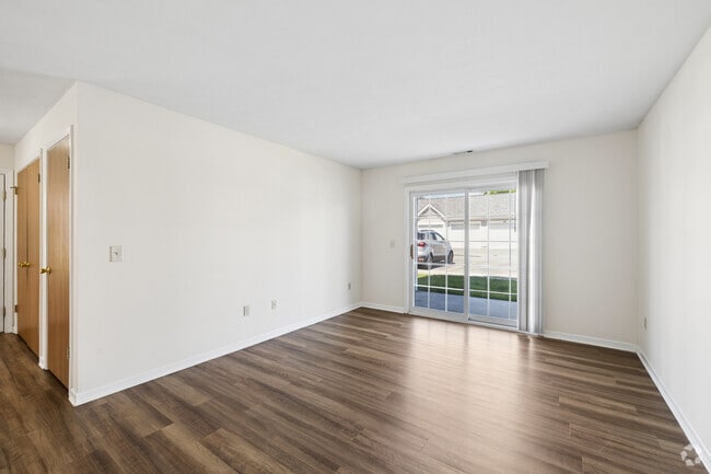 Birch 2BR, 2BA - 1,183SF - Living Room