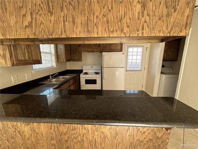 Photo - 14 West Dr Unit C