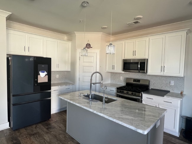 Photo - 386 Hammock Ln