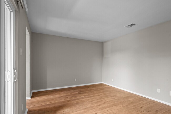 Photo - Kennington Apartments