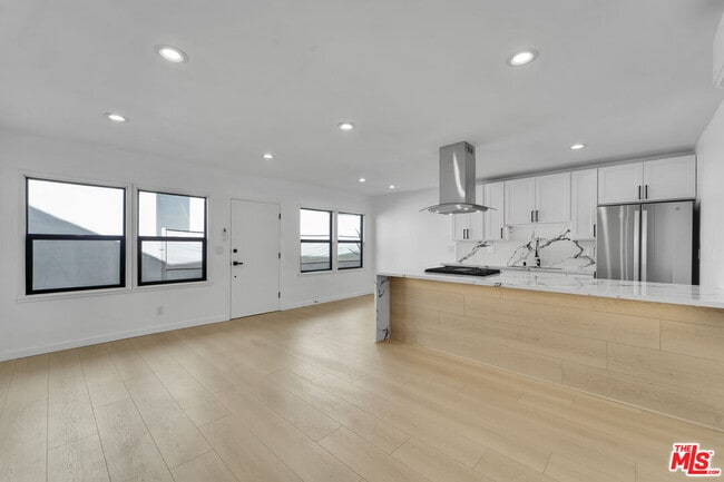 Photo - 926 N Spaulding Ave Unidad 2