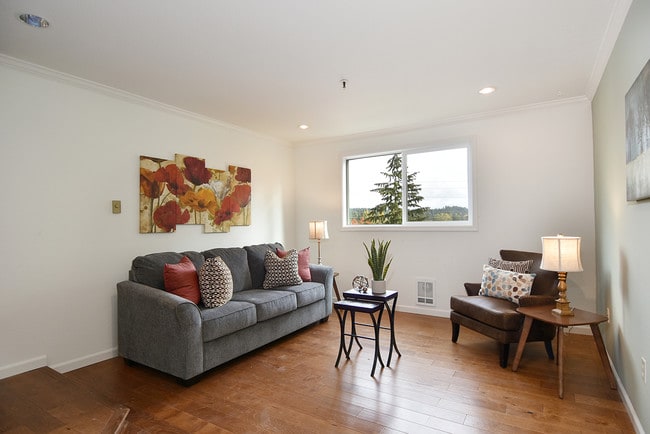 Building Photo - The Ballinger