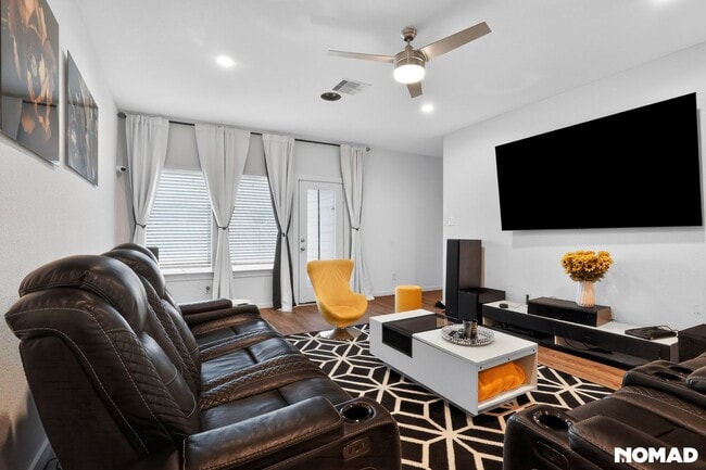 Building Photo - 3013 Maughan Hts Trl